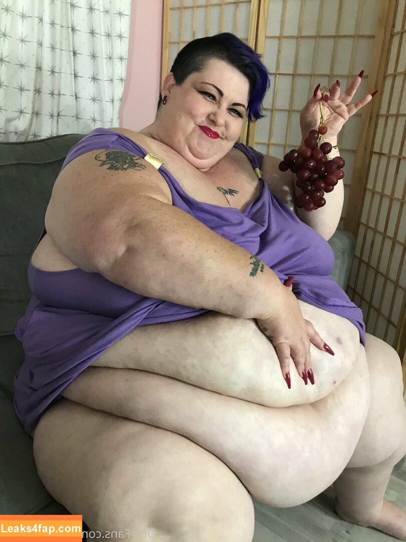 reenayestarr /  leaked photo photo #0013