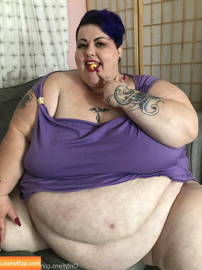 reenayestarr /  leaked photo photo #0018
