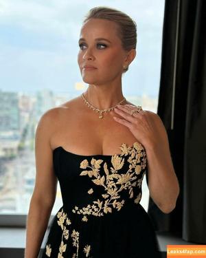 Reese Witherspoon photo #0233