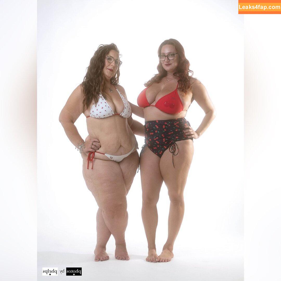 RefashionedHippie / ChicksWithFics leaked photo photo #0026