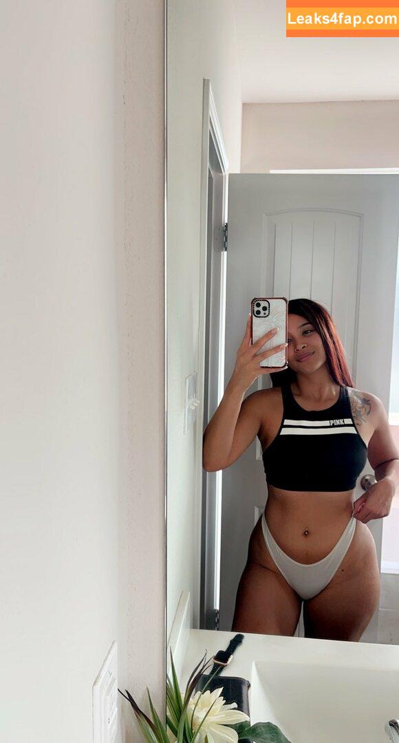 Regina Unite / regina_unite / reginaunite_fit leaked photo photo #0242