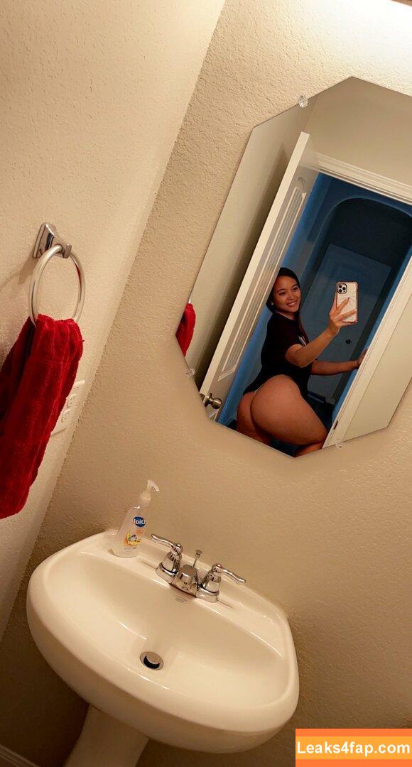 Regina Unite / regina_unite / reginaunite_fit leaked photo photo #0298
