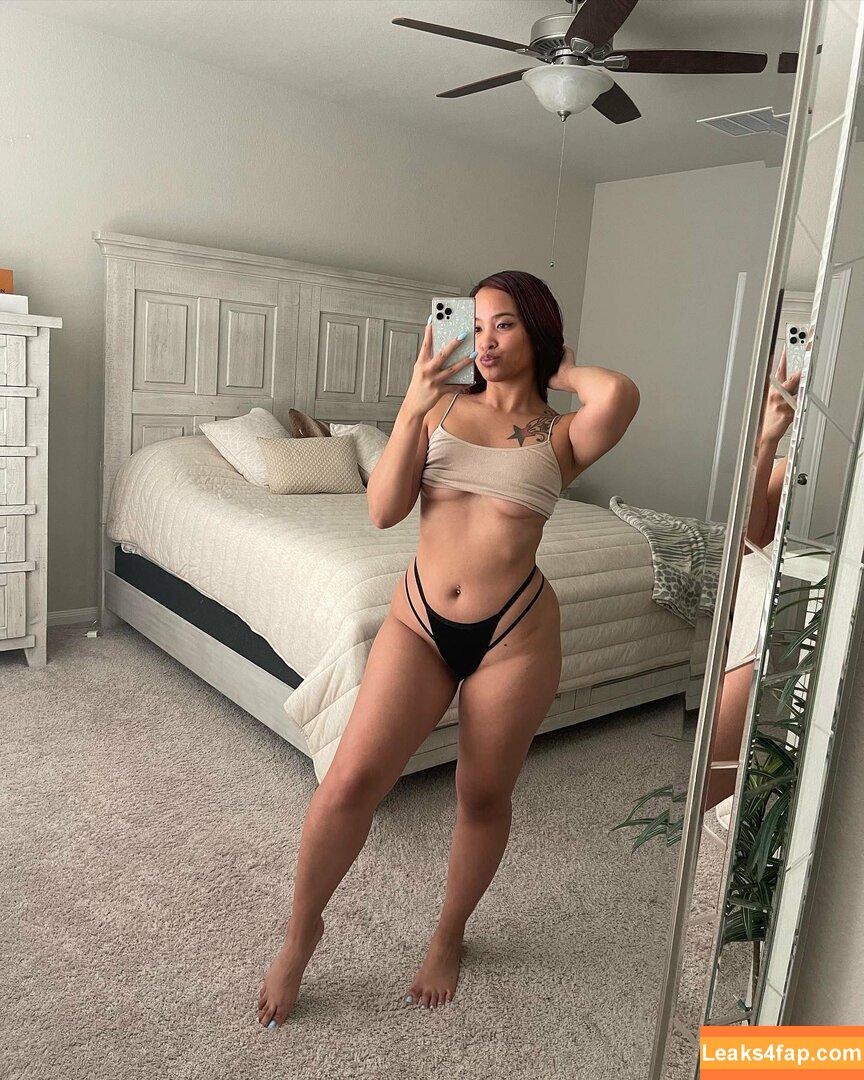 Regina Unite / regina_unite / reginaunite_fit leaked photo photo #0338