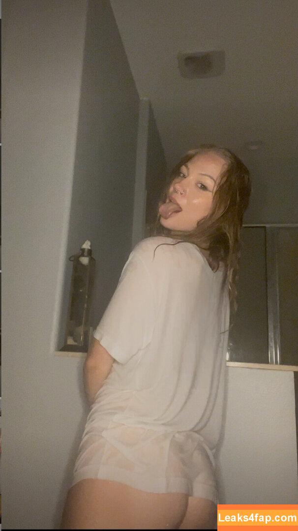 Reighlyn / ReallyReighlyn leaked photo photo #0024