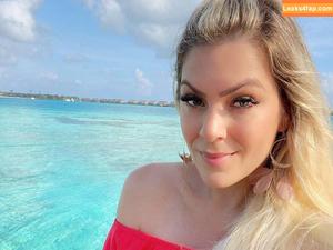 Renata Fan photo #0522