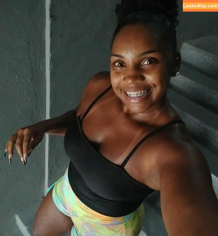 Renata Nascimento / Gata negra / gatanegraoficial leaked photo photo #0007