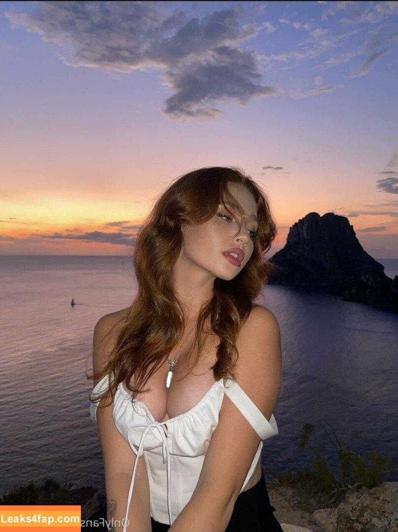 Renata Ri / renata_ri / ri.www / riwww leaked photo photo #0006