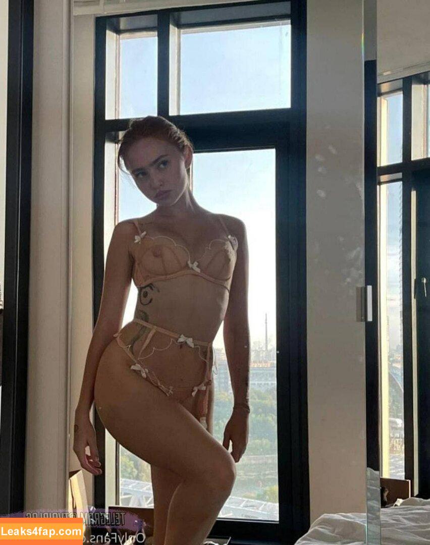 Renata Ri / renata_ri / ri.www / riwww leaked photo photo #0055