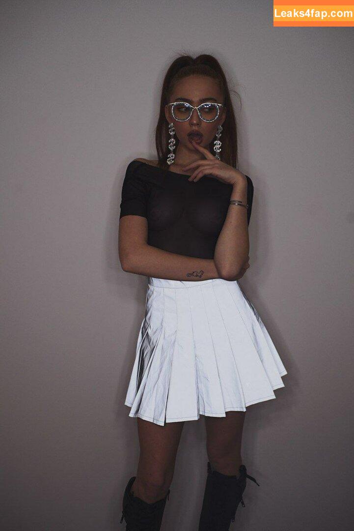 Renata Ri / renata_ri / ri.www / riwww leaked photo photo #0056