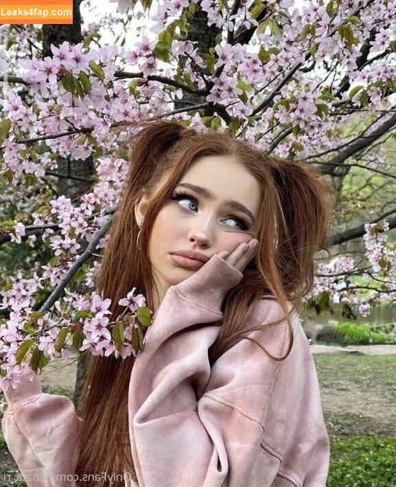 Renata Ri / renata_ri / ri.www / riwww leaked photo photo #0132