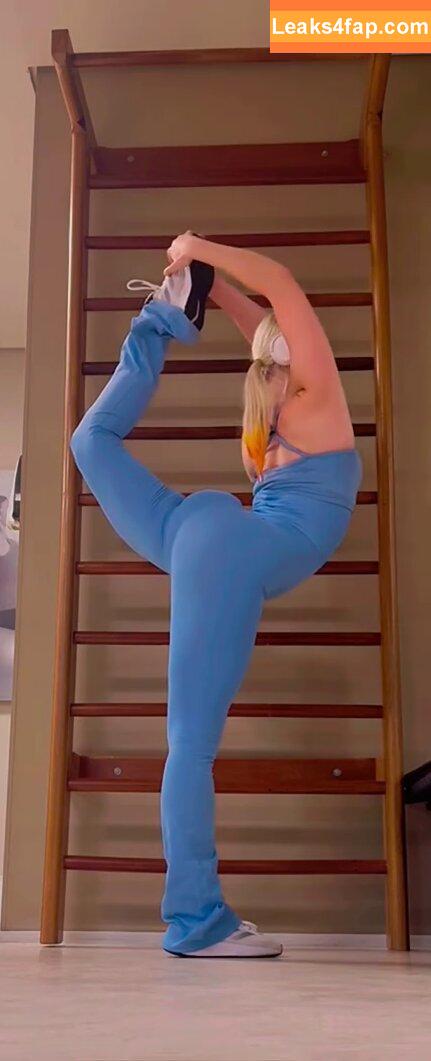 Renata Schneider / renata.c.schneider leaked photo photo #0018
