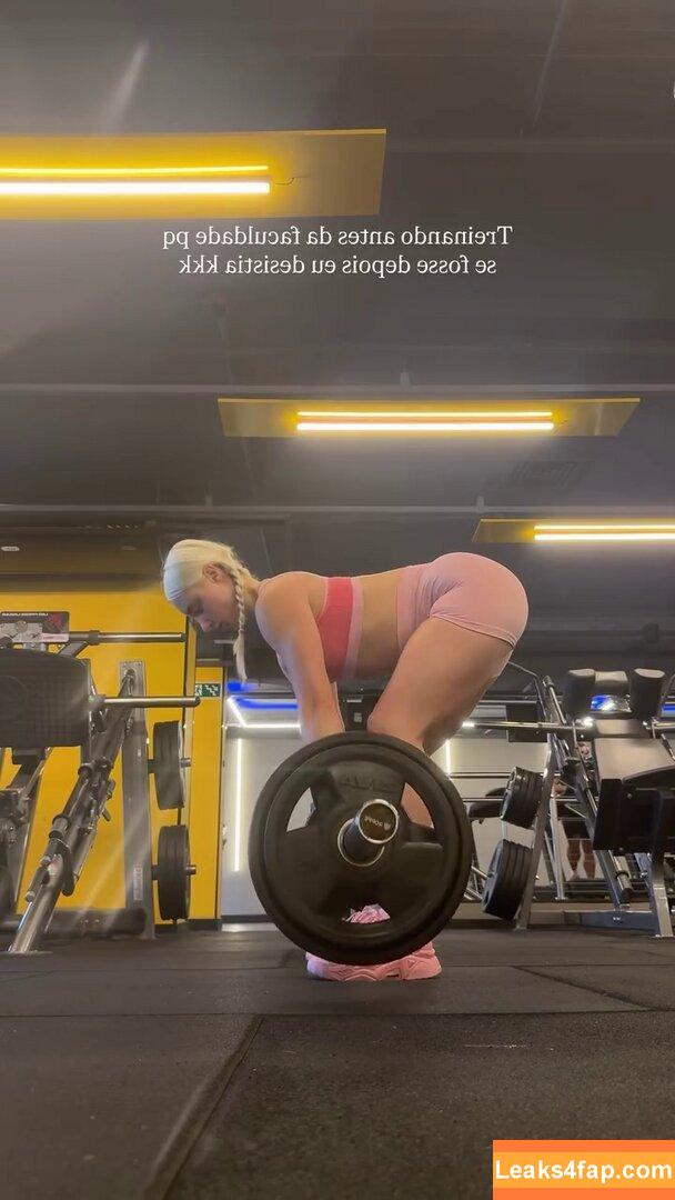 Renata Schneider / renata.c.schneider leaked photo photo #0068