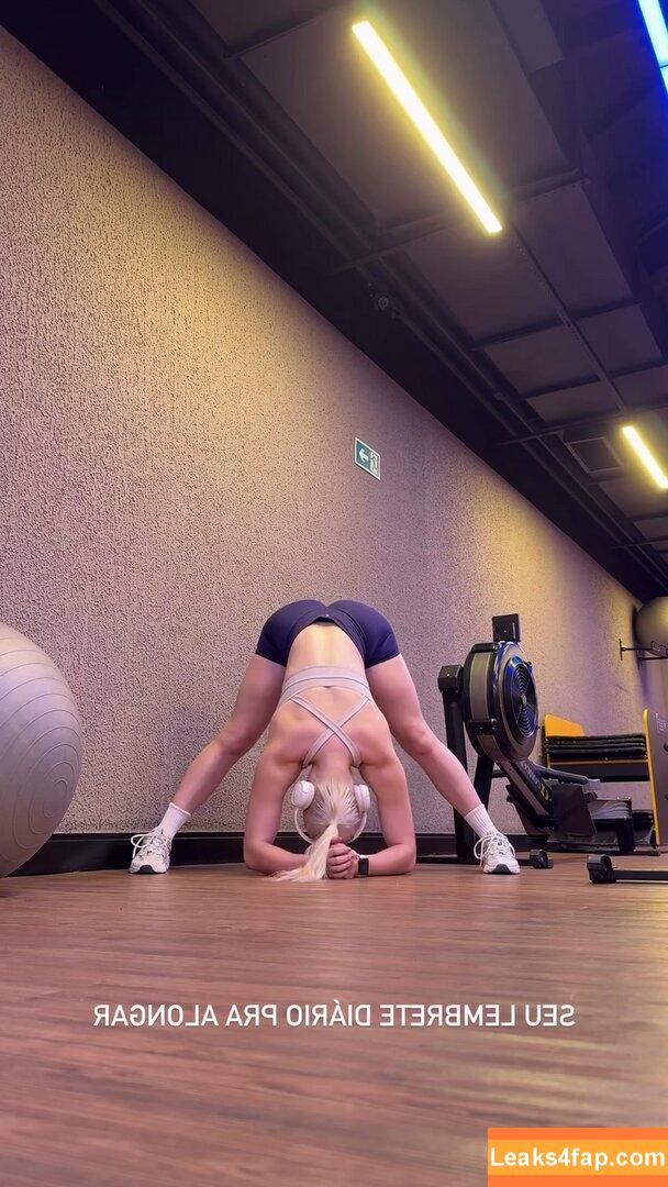 Renata Schneider / renata.c.schneider leaked photo photo #0123