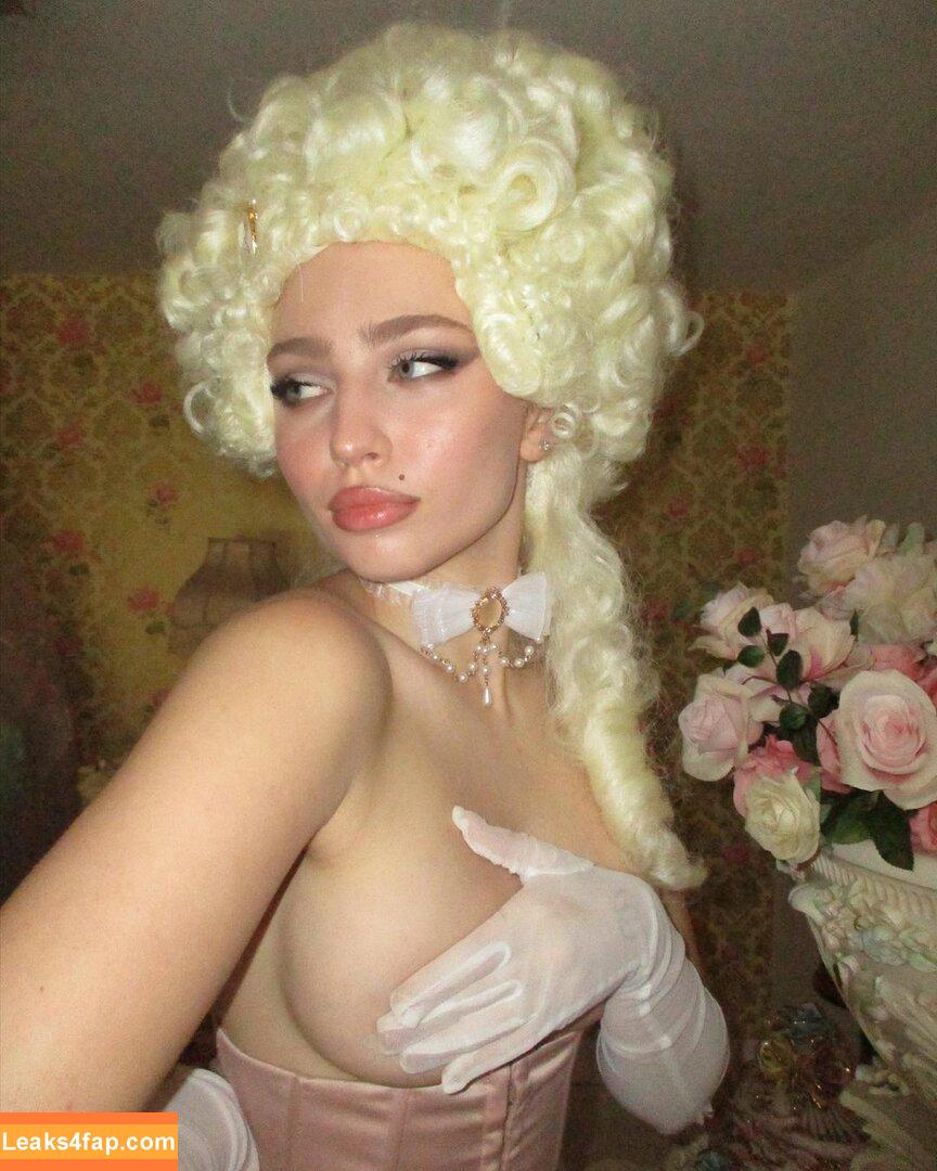 Renatarii / Renata Ri / renata_ri / renatarrii leaked photo photo #0093