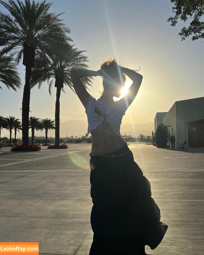 Renatarii / Renata Ri / renata_ri / renatarrii leaked photo photo #0101