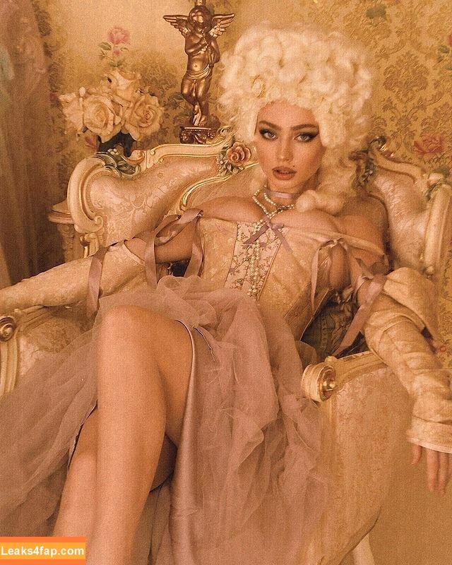Renatarii / Renata Ri / renata_ri / renatarrii leaked photo photo #0126