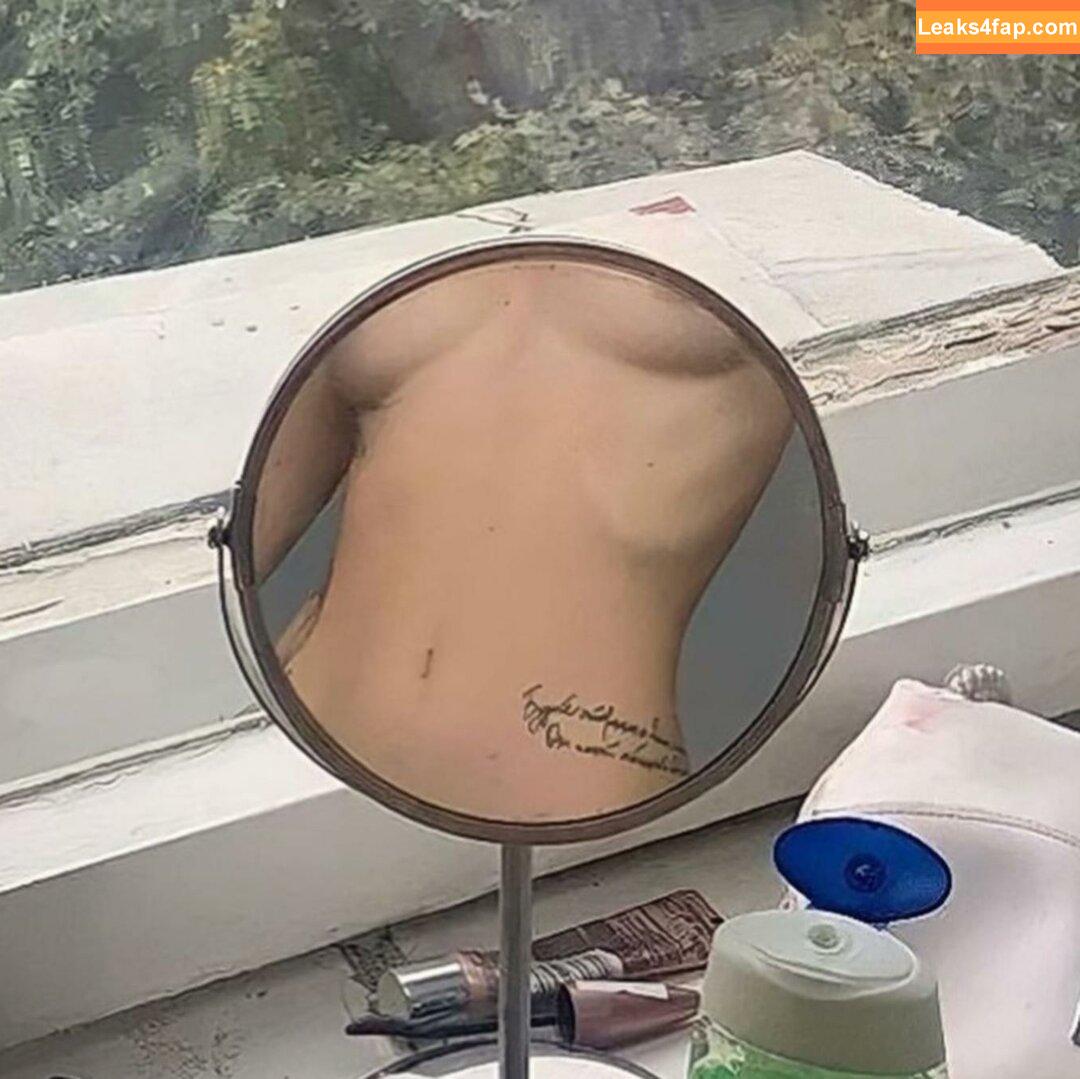 Renatarii / Renata Ri / renata_ri / renatarrii leaked photo photo #0425