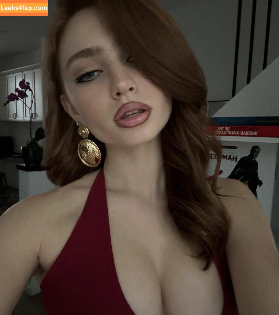 Renatarii / Renata Ri / renata_ri / renatarrii leaked photo photo #0474