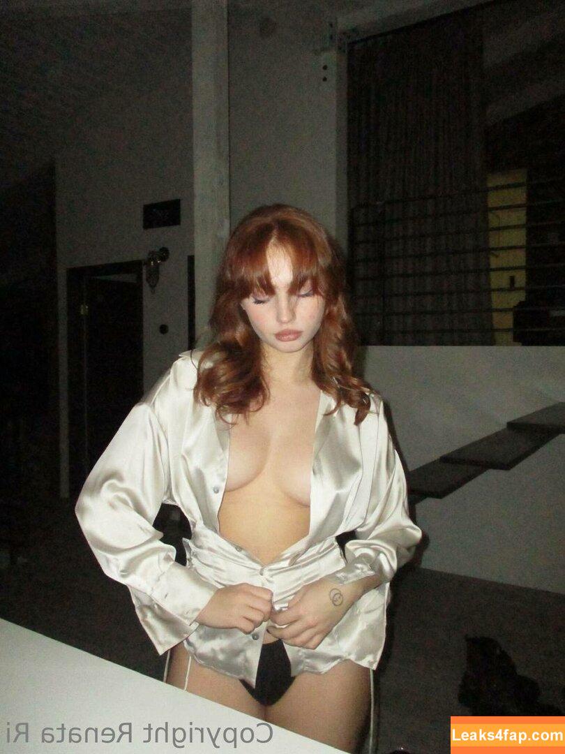 Renatarii / Renata Ri / renata_ri / renatarrii leaked photo photo #0543