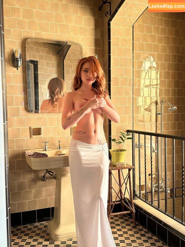 Renatarii / Renata Ri / renata_ri / renatarrii leaked photo photo #0890