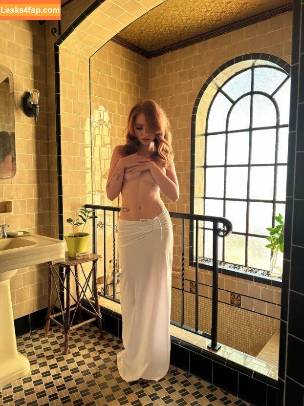 Renatarii / Renata Ri / renata_ri / renatarrii leaked photo photo #0895