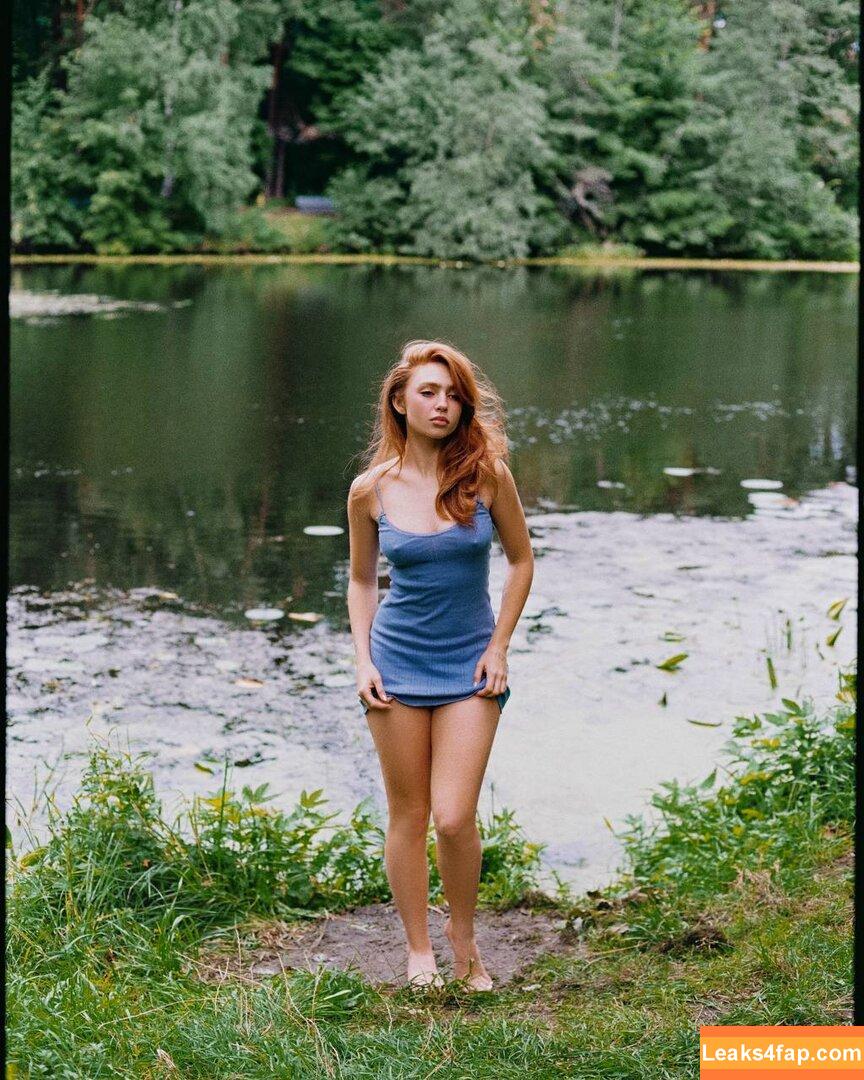 Renatarii / Renata Ri / renatari / renatarrii leaked photo photo #0950