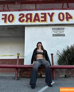 Renatarii photo #0083