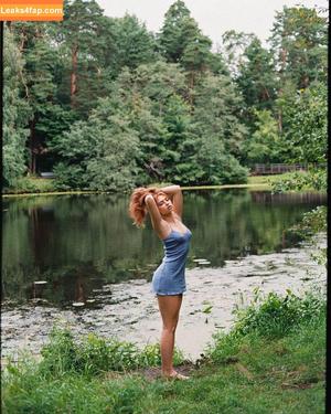 Renatarii photo #0936