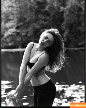 Renatarii photo #0939