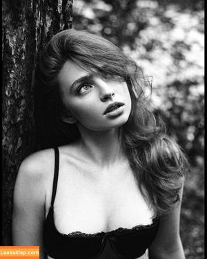 Renatarii photo #0940