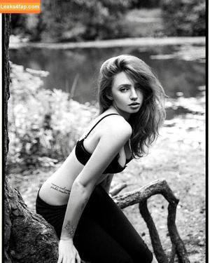 Renatarii photo #0943