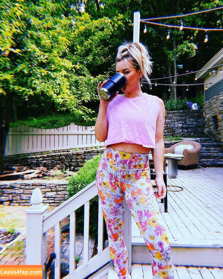 Renee Paquette / reneepaquette leaked photo photo #0040