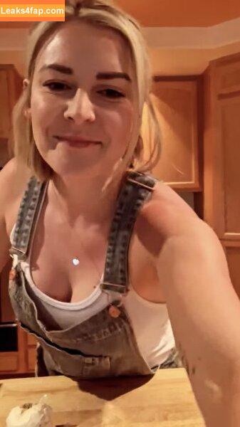 Renee Paquette / reneepaquette leaked photo photo #0057