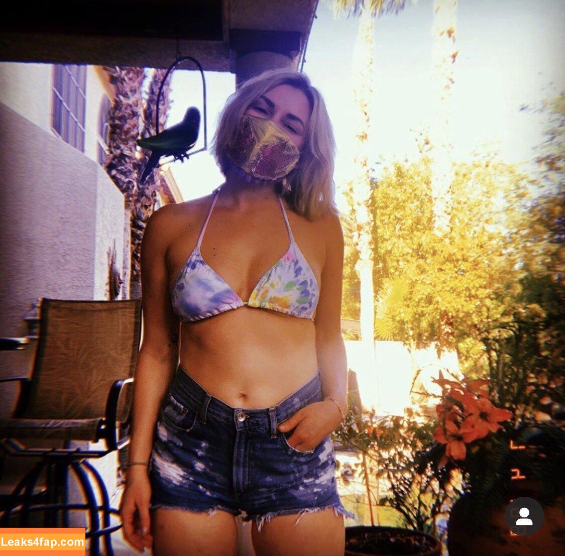 Renee Paquette / reneepaquette leaked photo photo #0081