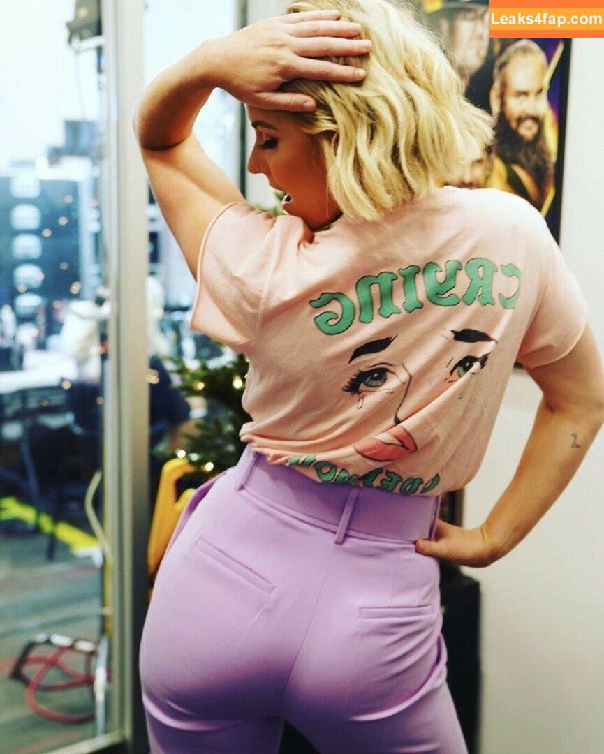 Renee Paquette / reneepaquette leaked photo photo #0091