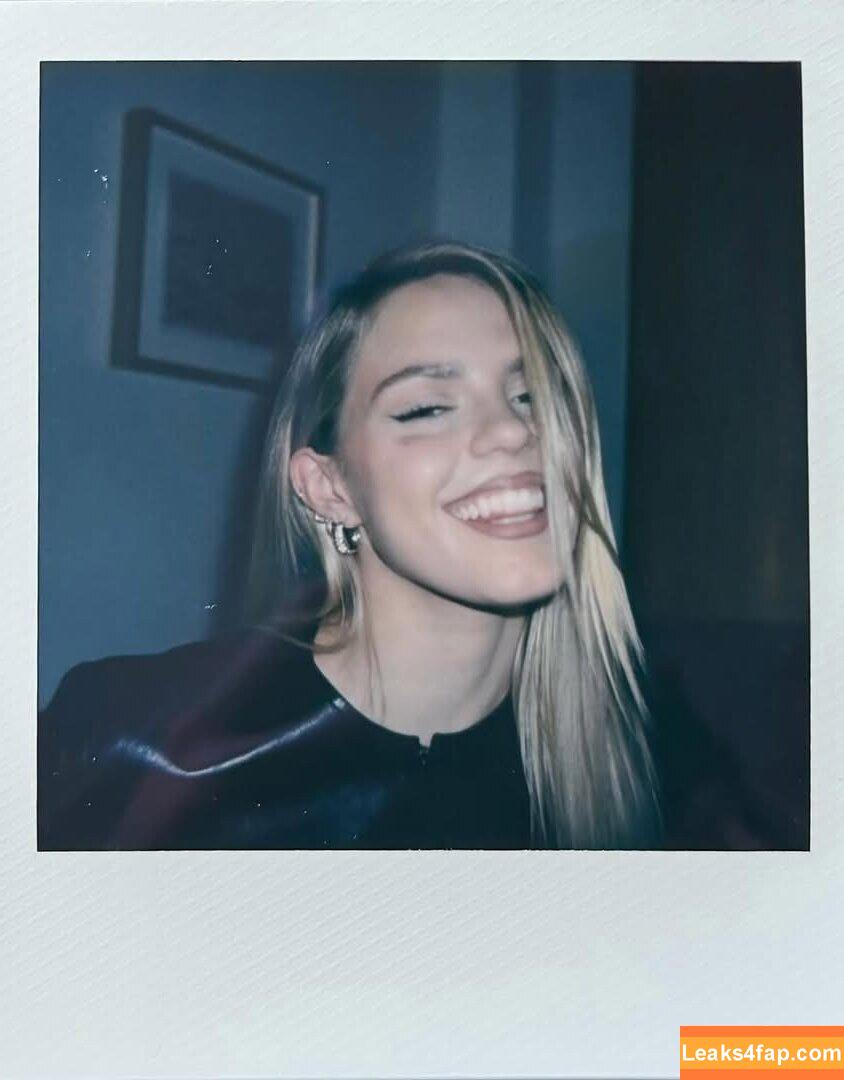 Renee Rapp / reneerapp leaked photo photo #0225