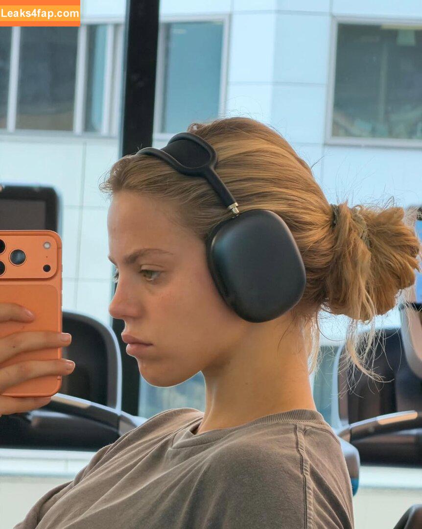 Renee Rapp / reneerapp leaked photo photo #0239