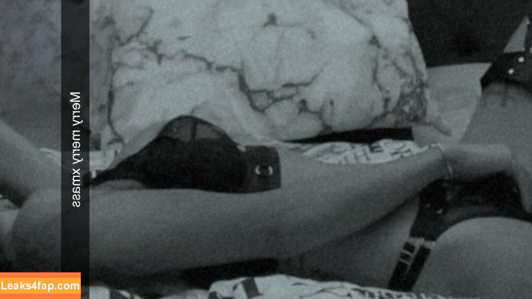 rere19573 /  leaked photo photo #0010