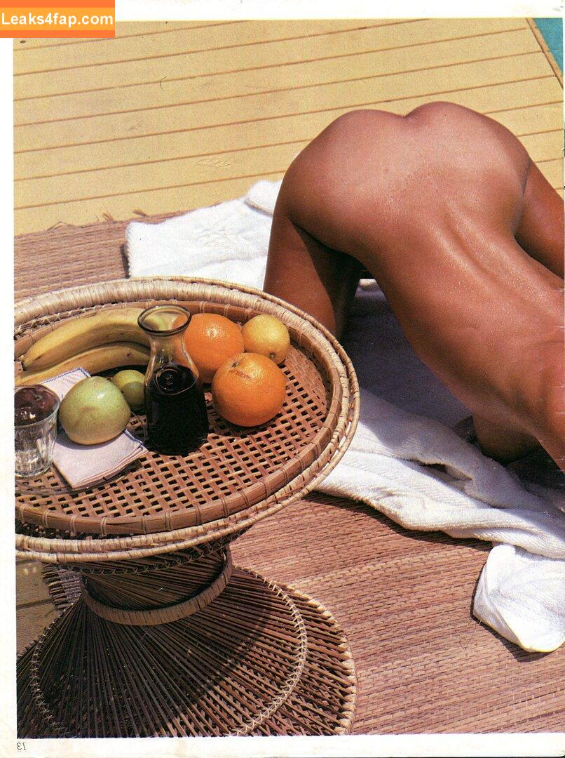 Retro Magazine / retro_magazine leaked photo photo #0018