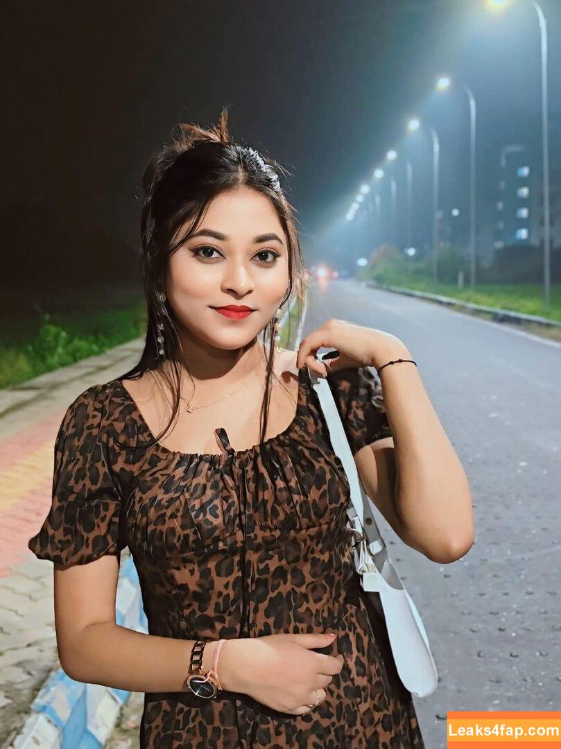 Reya Ghosh / riyaghosh2800 leaked photo photo #0027