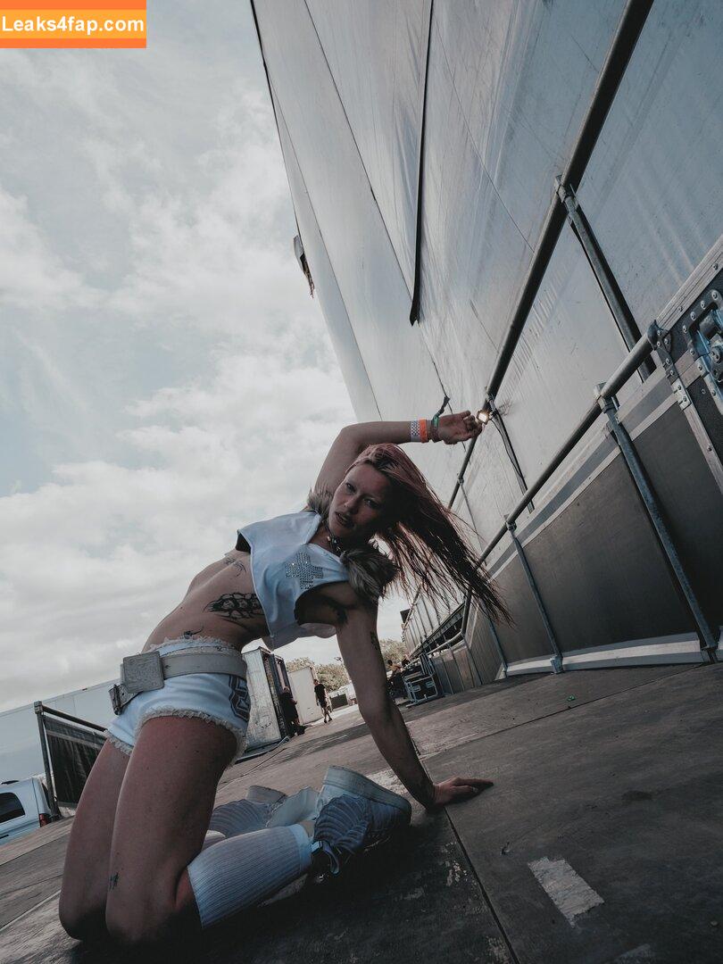 Rhian Teasdale / Wet Leg (band / rhianteasdale слитое фото фото #0036
