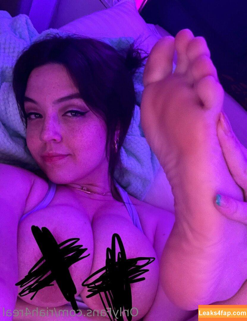 riah4real / Riah / mkkristine98 / riah4real__ leaked photo photo #0059