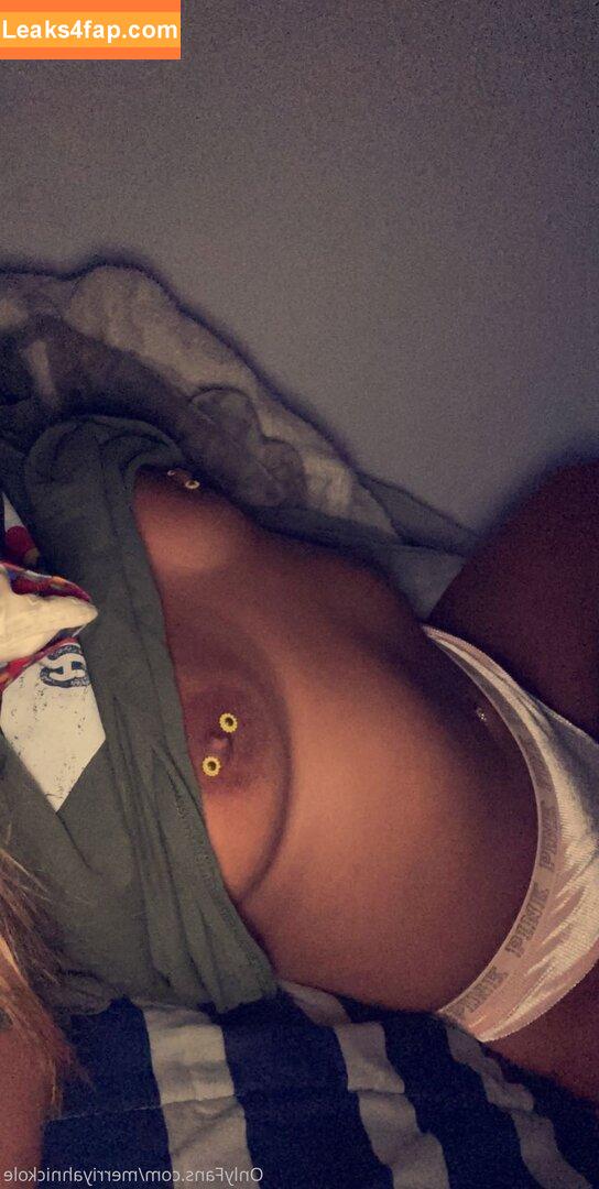 riahnickole / riahnikole leaked photo photo #0009