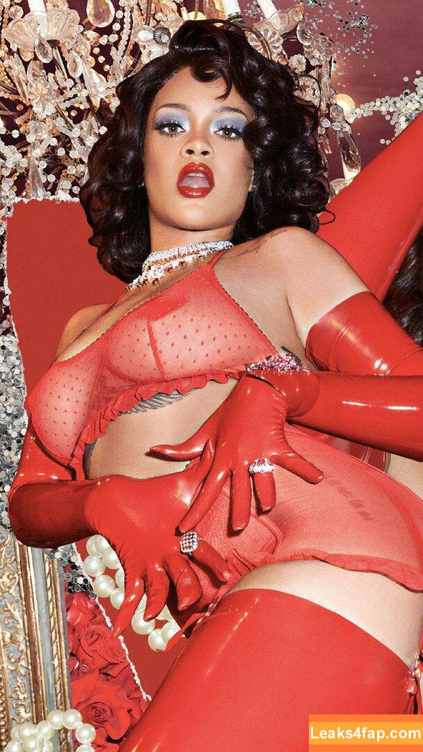 Rihanna / badgalriri leaked photo photo #0081