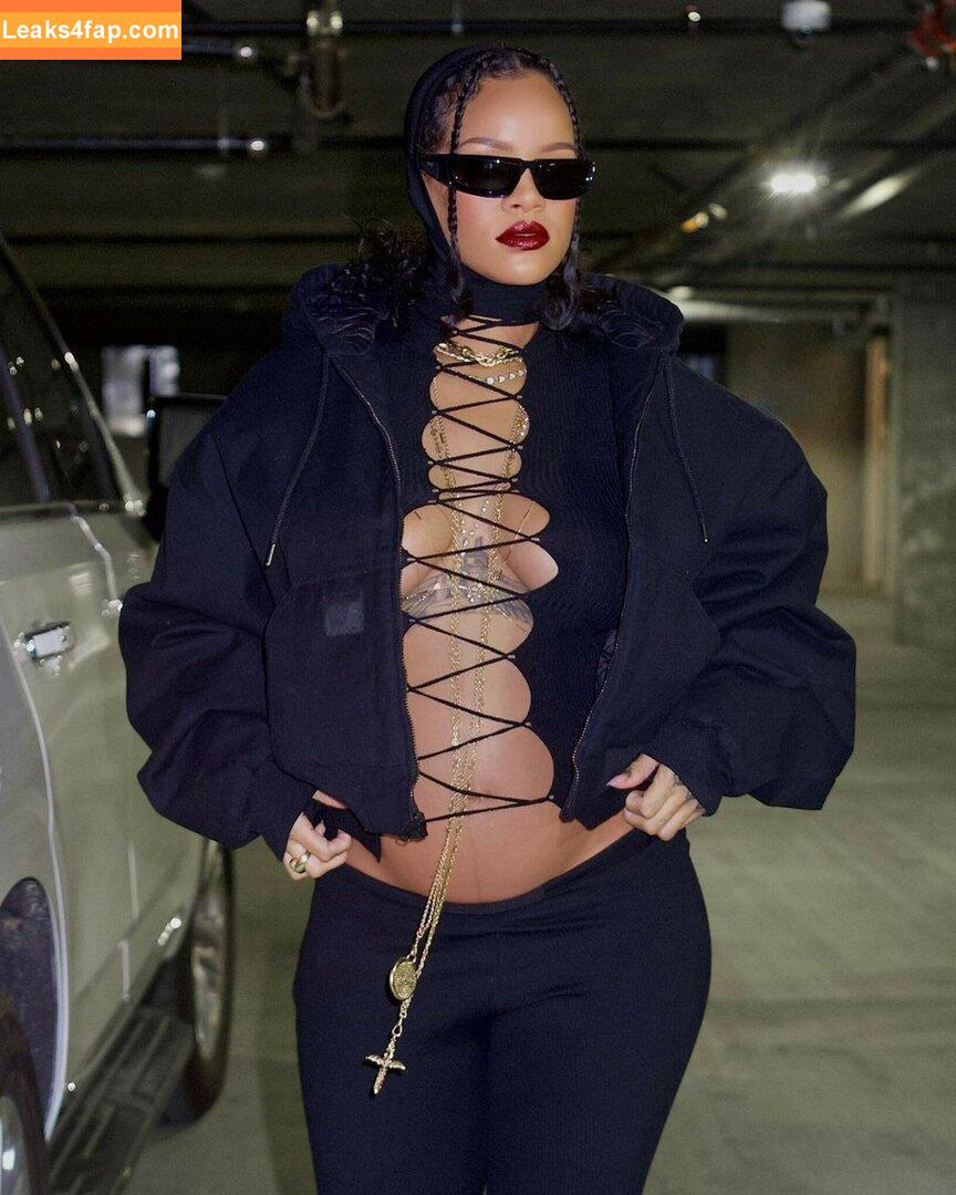 Rihanna / badgalriri слитое фото фото #0116