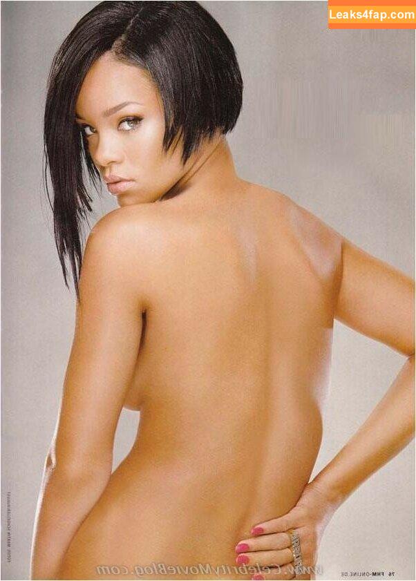 Rihanna / badgalriri leaked photo photo #0120