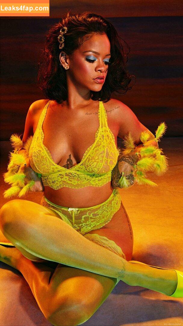Rihanna / badgalriri leaked photo photo #0200