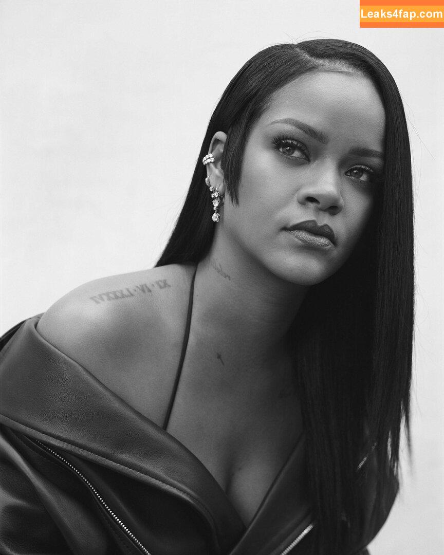 Rihanna / badgalriri слитое фото фото #0258