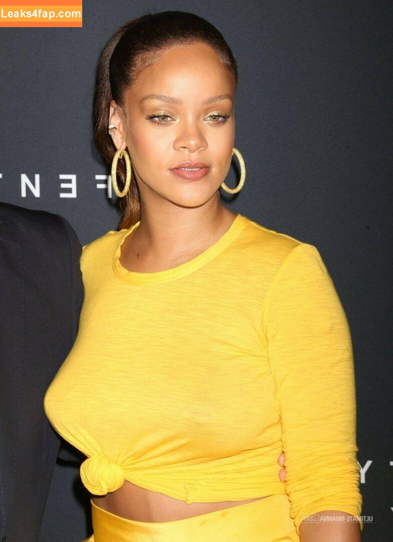 Rihanna / badgalriri leaked photo photo #0327