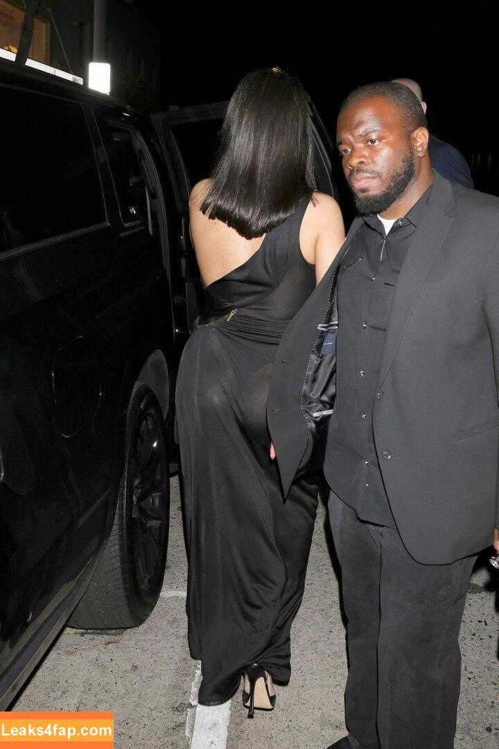 Rihanna / badgalriri leaked photo photo #0439